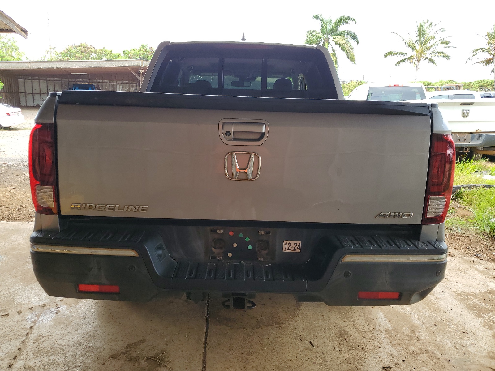 5FPYK3F72HB002517 2017 Honda Ridgeline Rtl