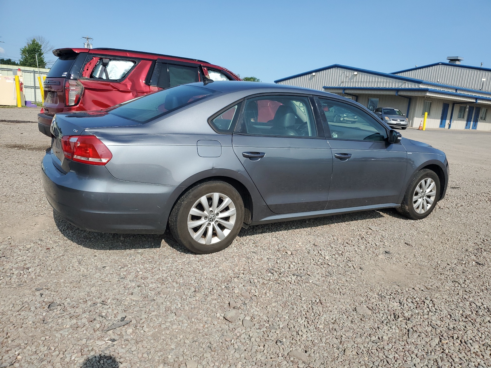 2014 Volkswagen Passat S vin: 1VWAT7A33EC062878