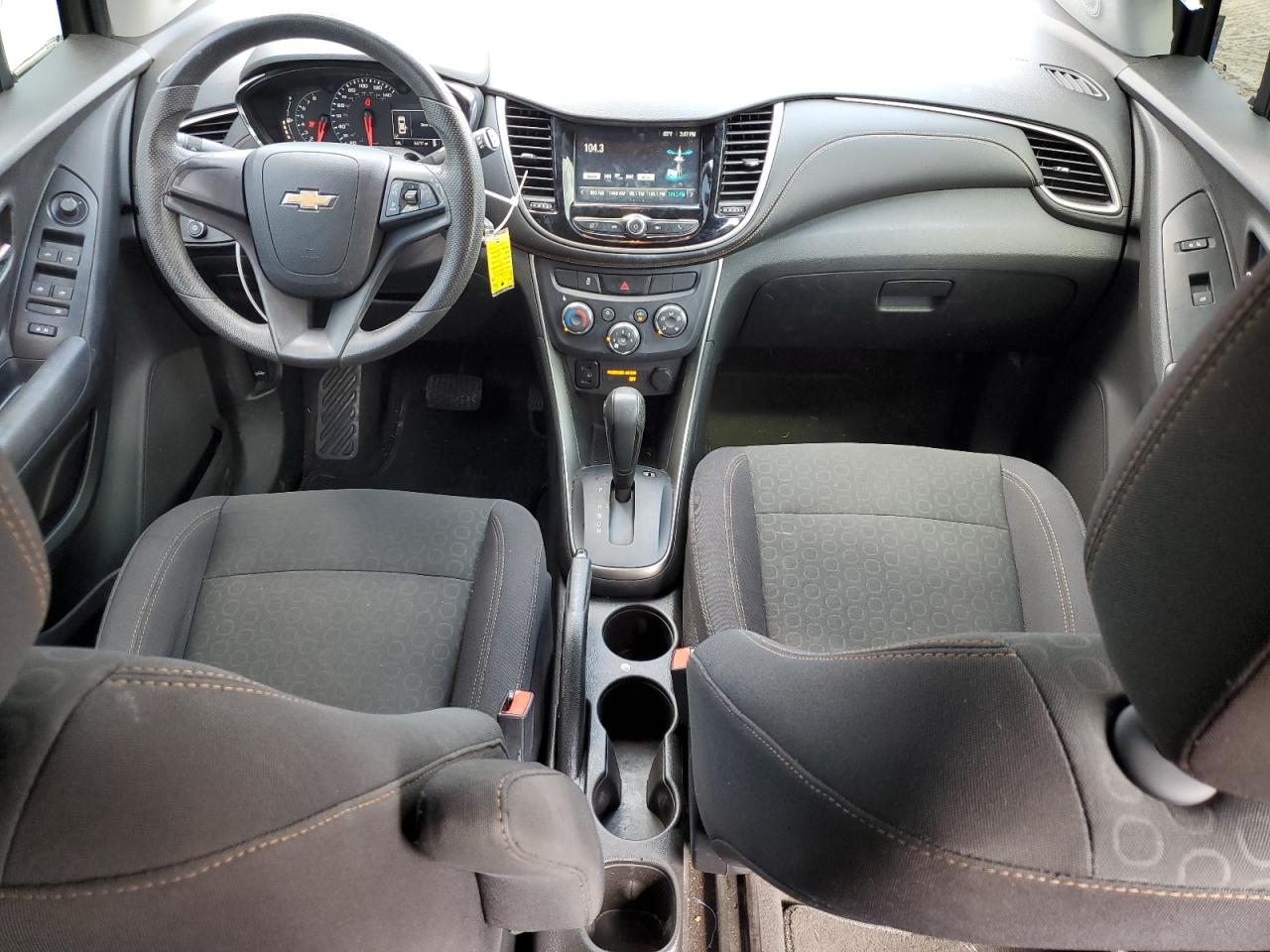 2017 Chevrolet Trax Ls VIN: 3GNCJKSB5HL257133 Lot: 63129724