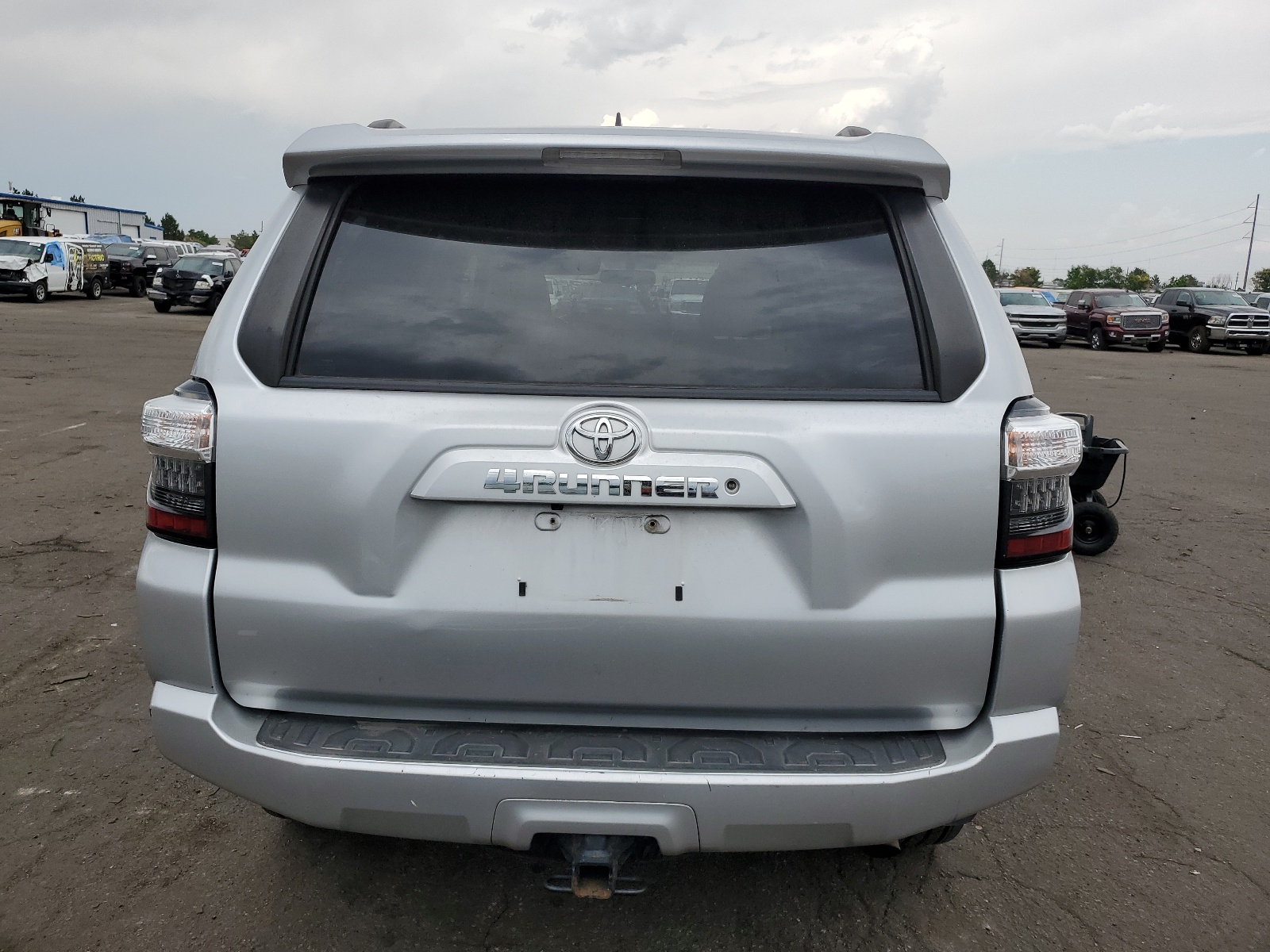 JTEBU5JR0K5685870 2019 Toyota 4Runner Sr5