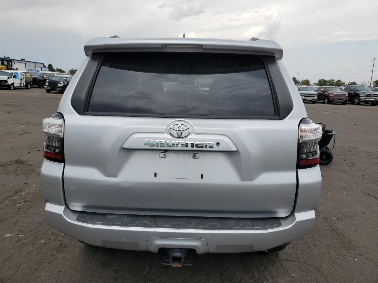 2019 Toyota 4Runner Sr5 VIN: JTEBU5JR0K5685870 Lot: 63361584