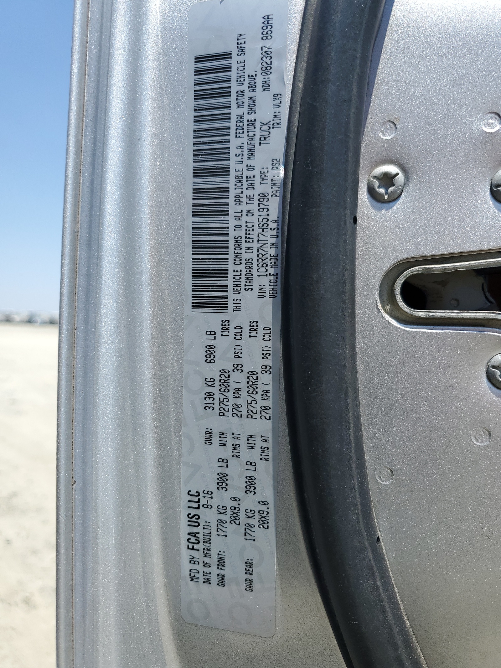 1C6RR7NT7HS519790 2017 Ram 1500 Laramie