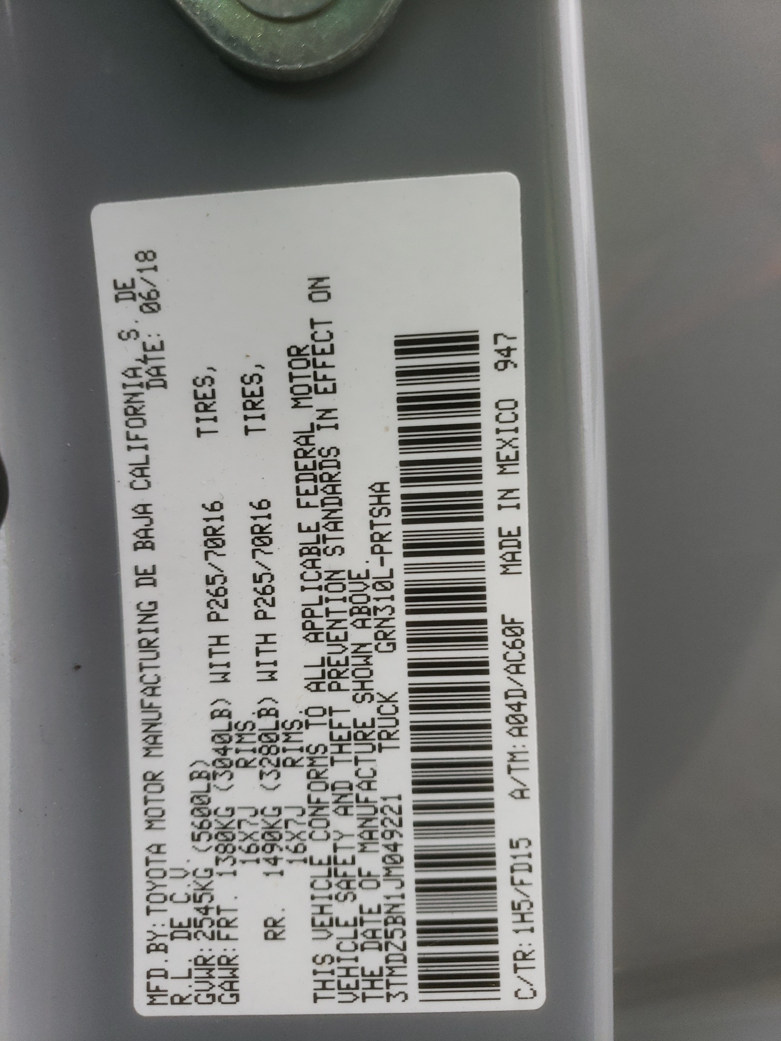 3TMDZ5BN1JM049221 2018 Toyota Tacoma Double Cab