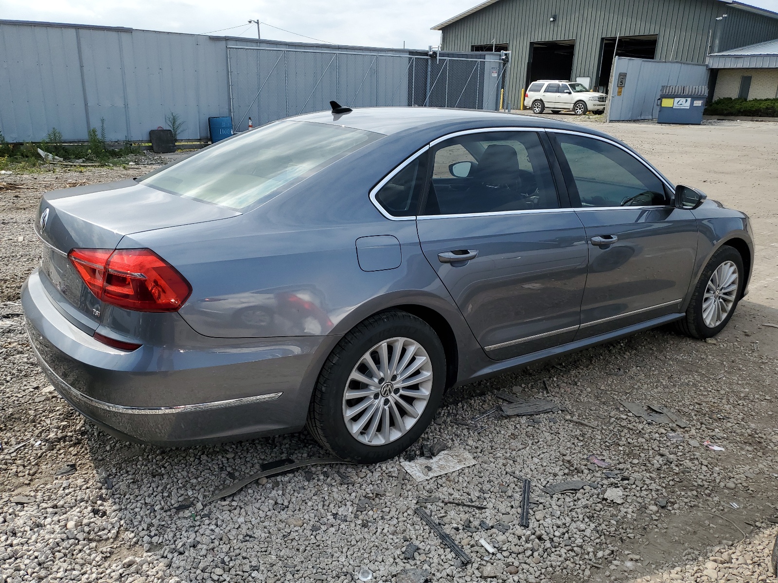 2016 Volkswagen Passat Se vin: 1VWBT7A36GC059125