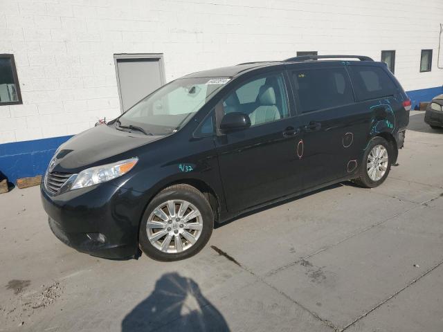 2013 Toyota Sienna Xle