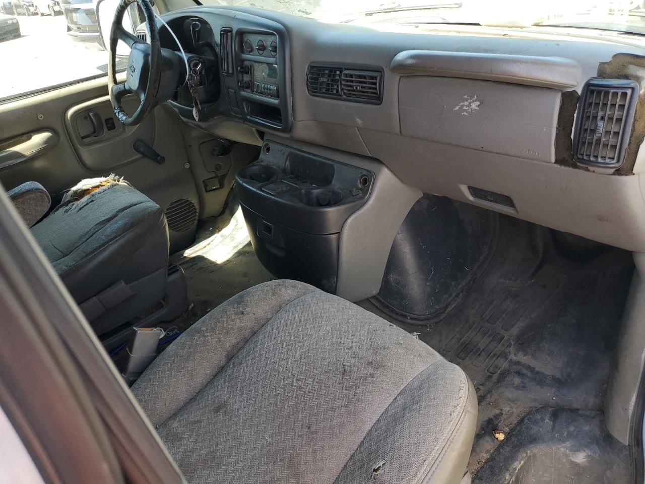 2000 Chevrolet Express G2500 VIN: 1GCGG25R7Y1241783 Lot: 65074934