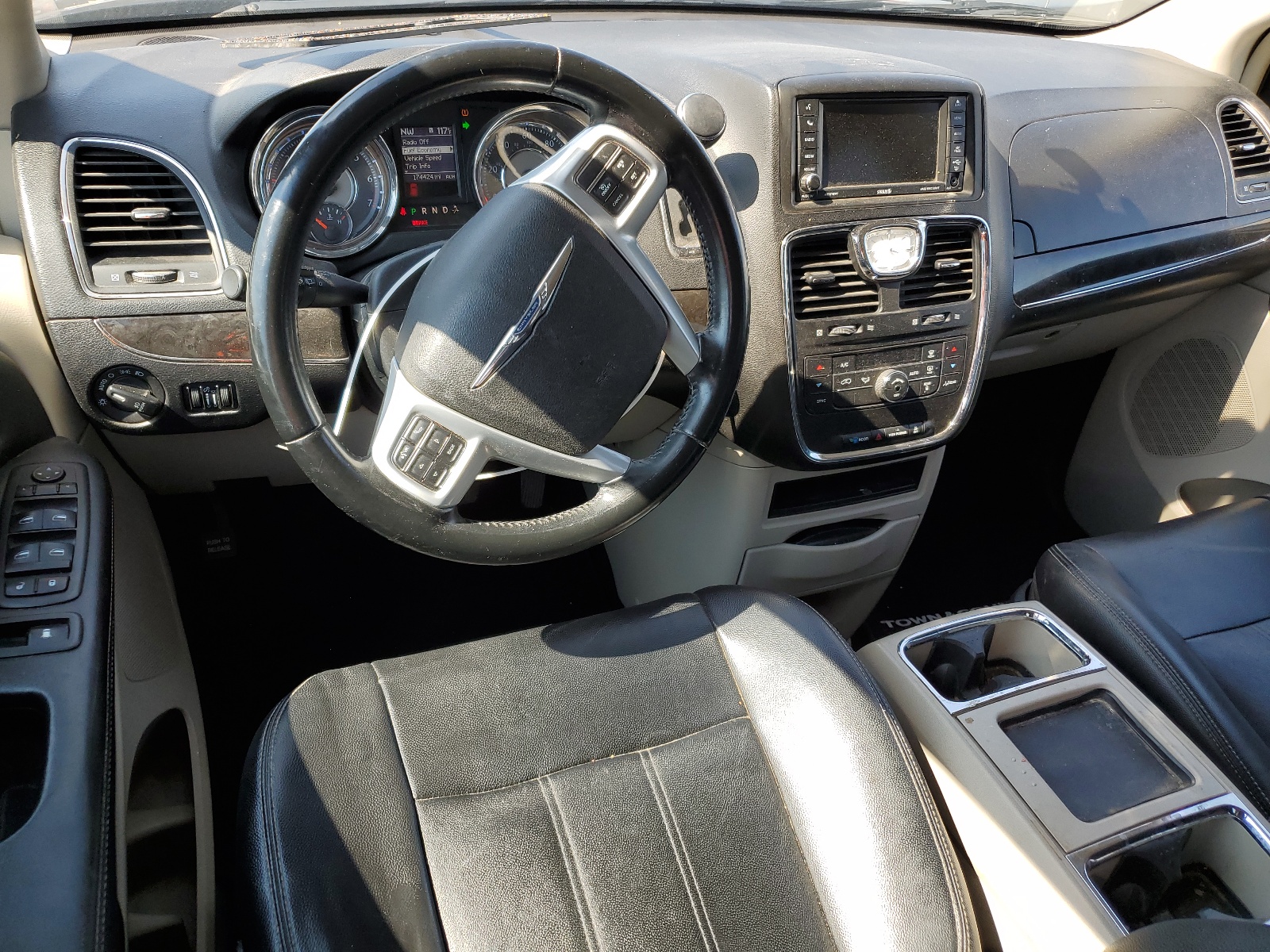 2C4RC1BG8DR689151 2013 Chrysler Town & Country Touring