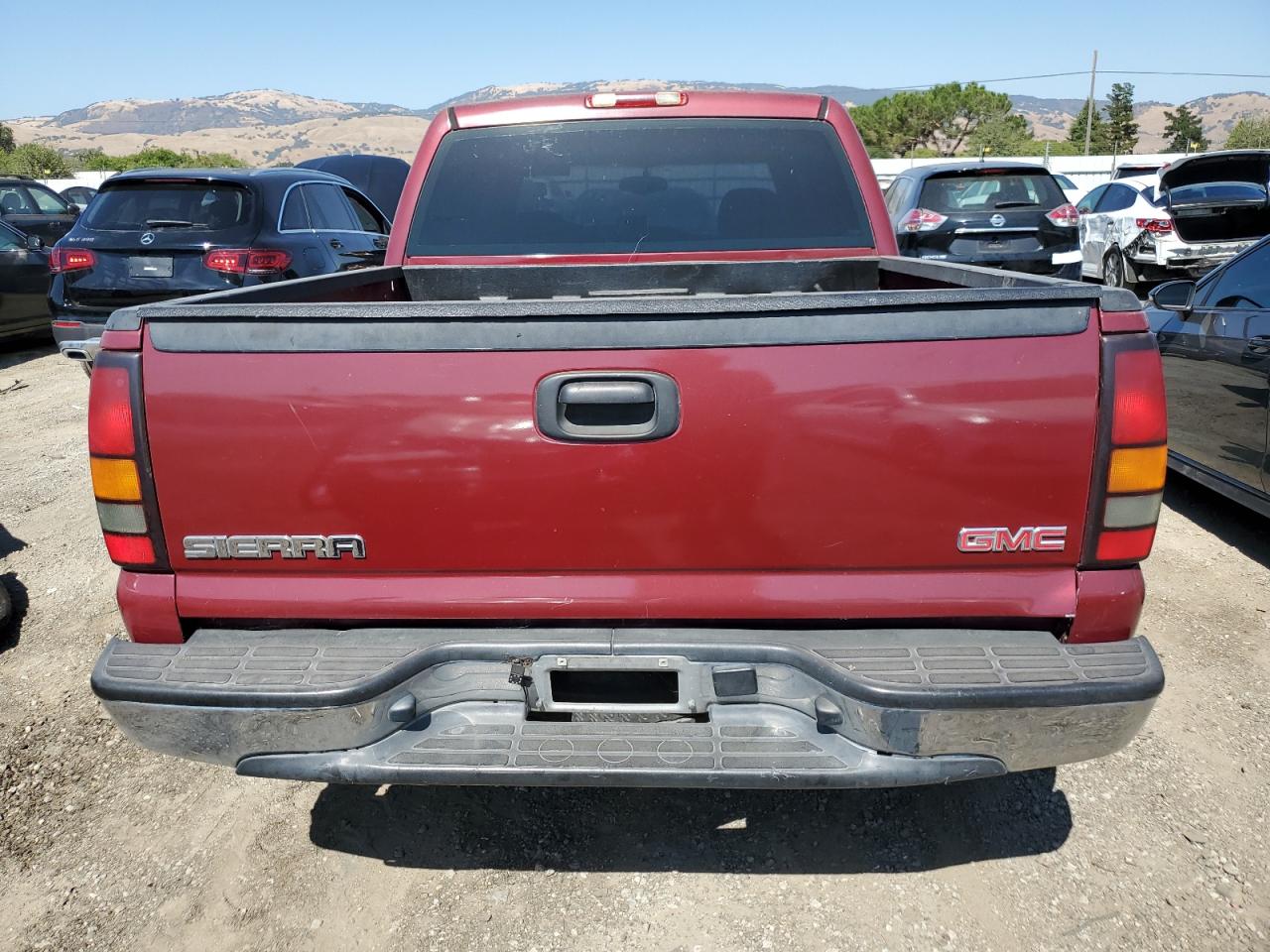 2007 GMC New Sierra C1500 Classic VIN: 2GTEC13V571142918 Lot: 64453074