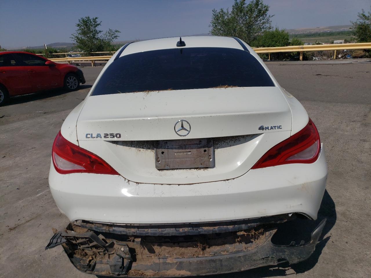 WDDSJ4GB2JN549374 2018 Mercedes-Benz Cla 250 4Matic