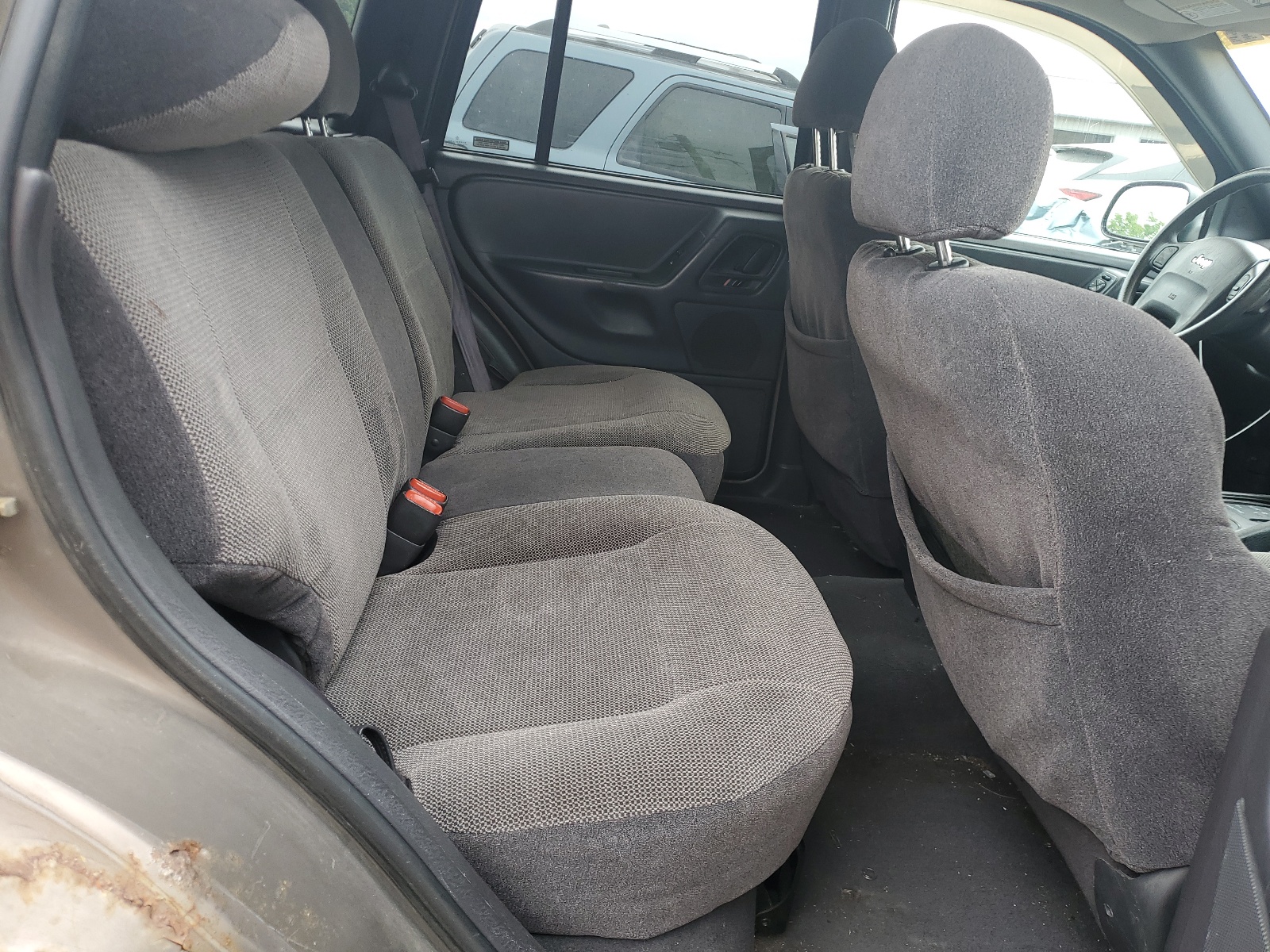 1J4GW48S71C529076 2001 Jeep Grand Cherokee Laredo