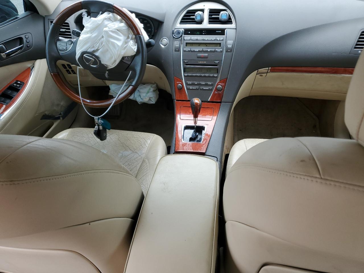 2011 Lexus Es 350 VIN: JTHBK1EG7B2426806 Lot: 63976014