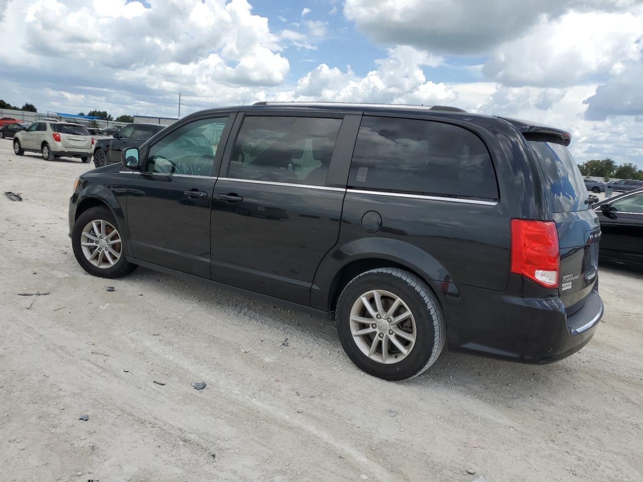 2C4RDGCG3KR660250 2019 Dodge Grand Caravan Sxt