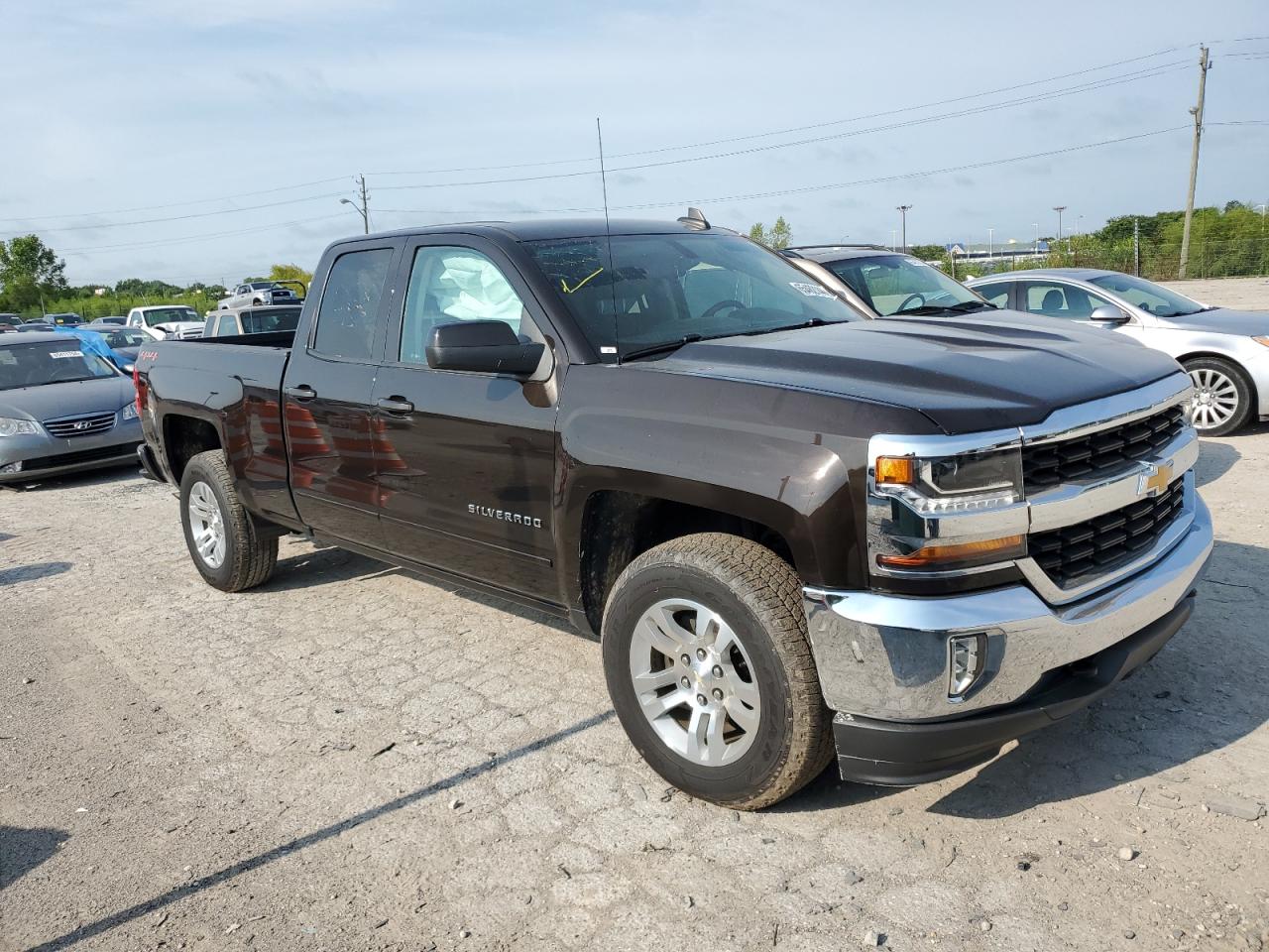 1GCVKREC2JZ205307 2018 Chevrolet Silverado K1500 Lt