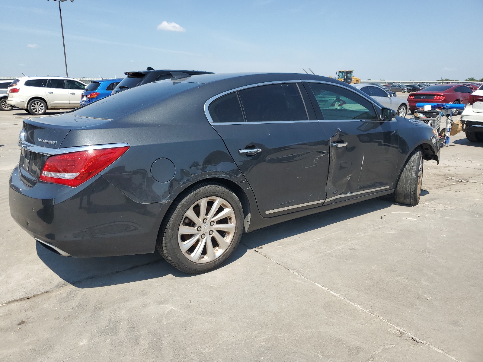 2015 Buick Lacrosse vin: 1G4GB5G35FF221858