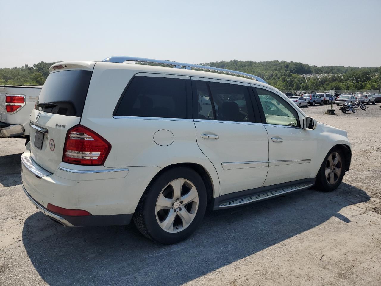 2010 Mercedes-Benz Gl 450 4Matic VIN: 4JGBF7BE2AA553510 Lot: 64481604