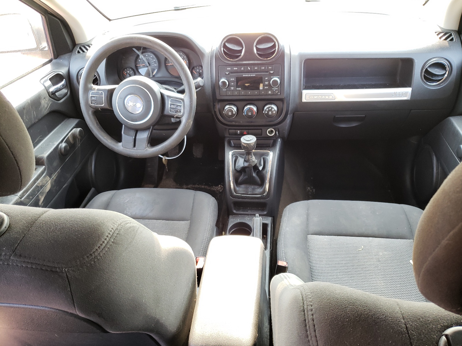 1C4NJCBA5GD815436 2016 Jeep Compass Sport