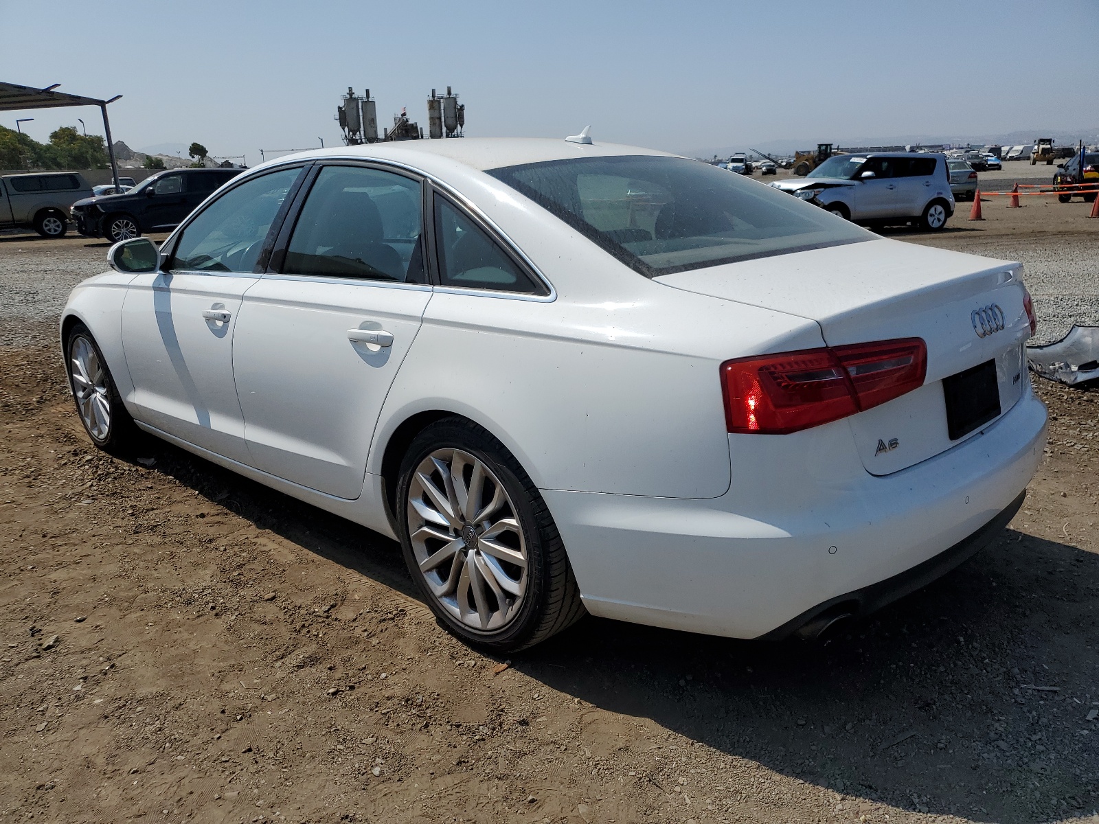 2012 Audi A6 Premium Plus vin: WAUDFAFC2CN114061