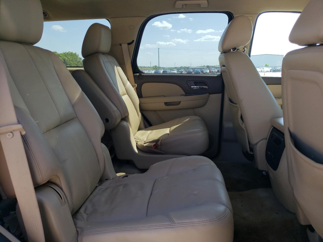 2011 Chevrolet Tahoe C1500 Lt VIN: 1GNSCBE00BR382802 Lot: 61863364