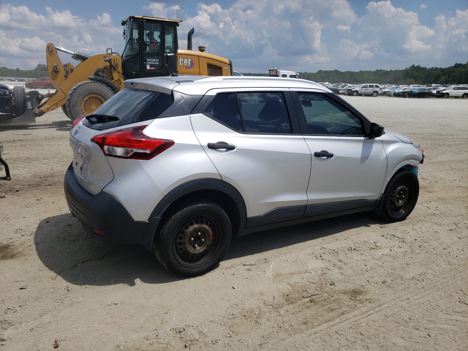 2018 Nissan Kicks S vin: 3N1CP5CUXJL538720