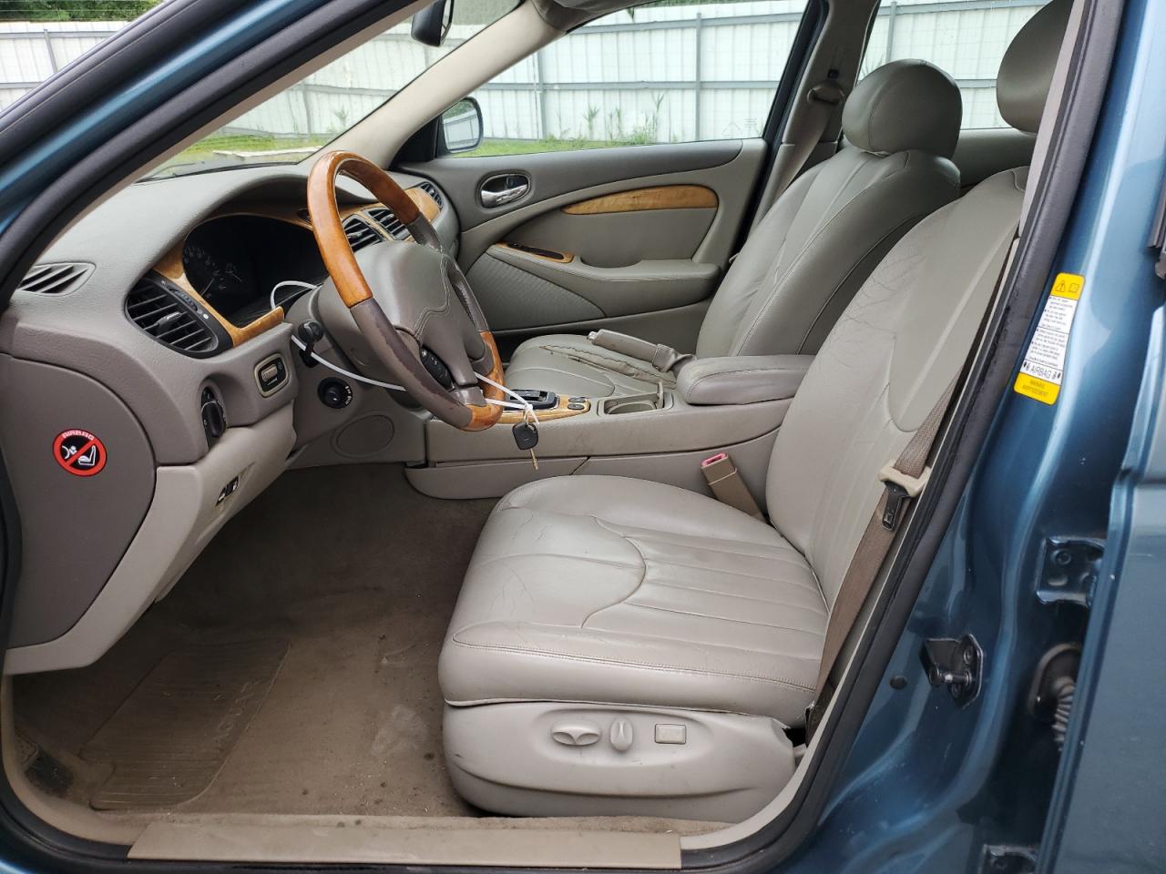 2001 Jaguar S-Type VIN: SAJDA01P31GM15897 Lot: 62517984