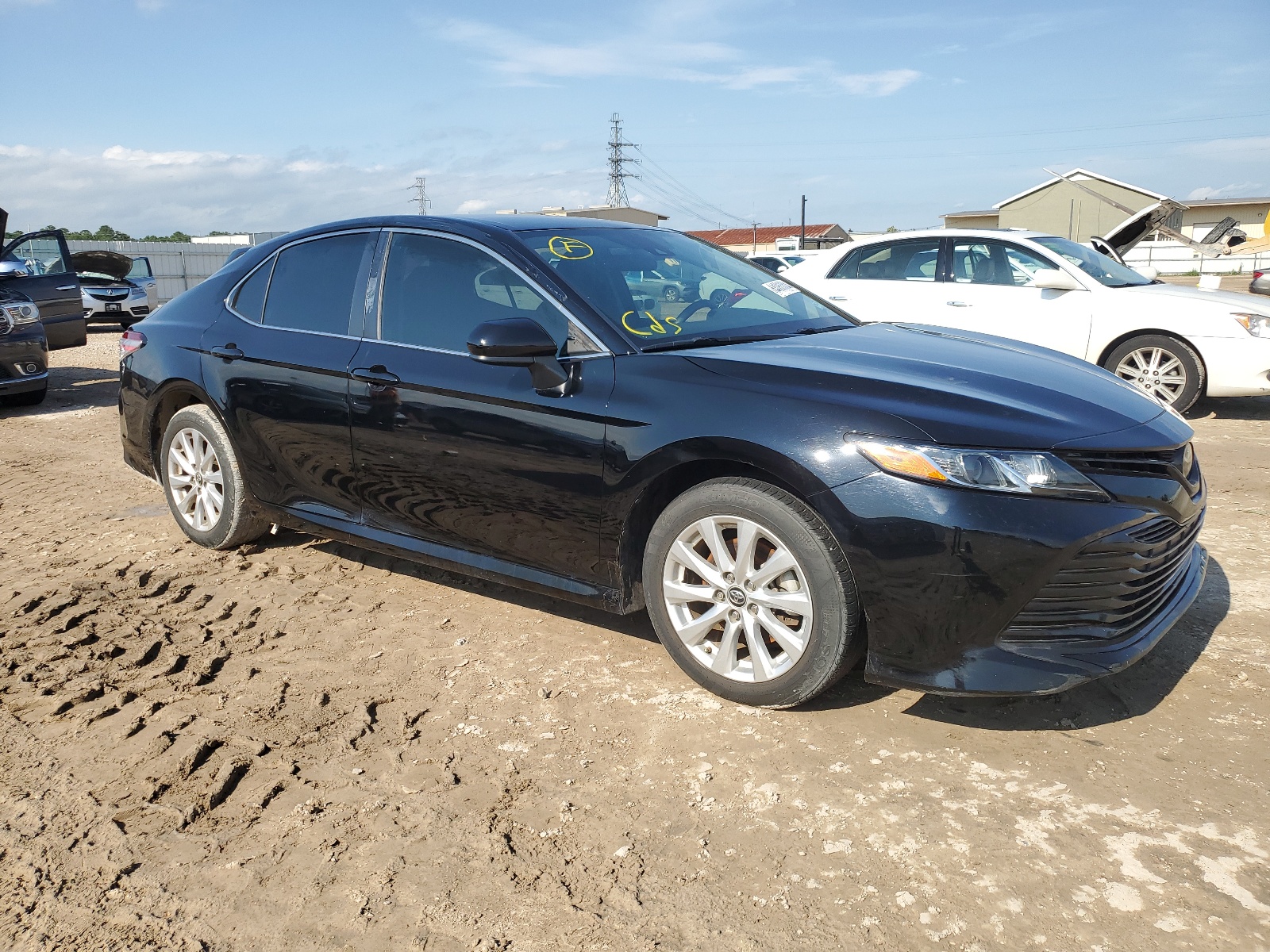 2019 Toyota Camry L vin: 4T1B11HKXKU748487