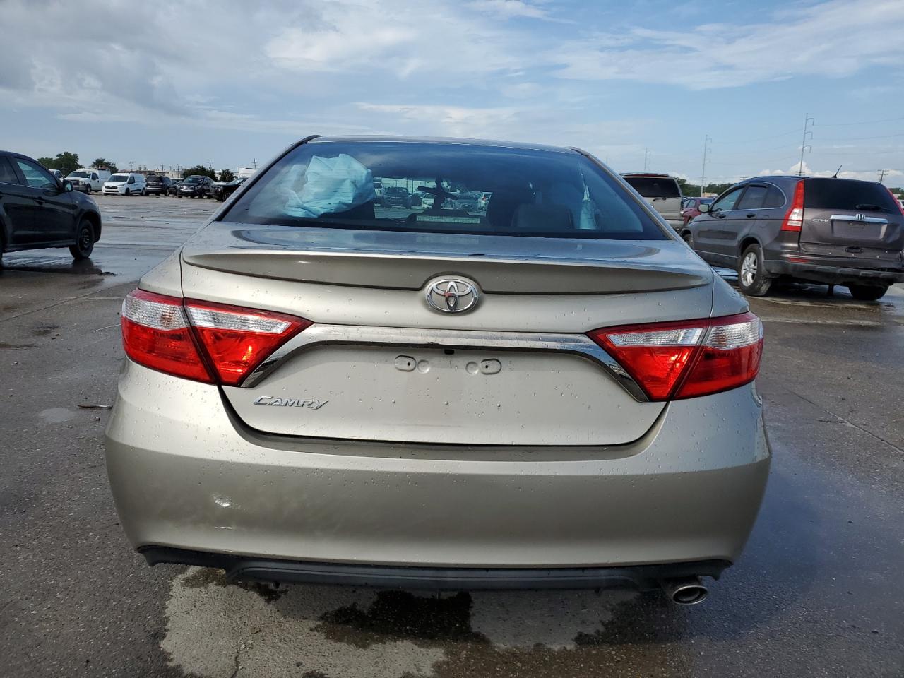 4T1BF1FK3GU548157 2016 Toyota Camry Le