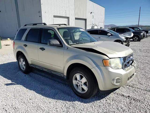 2011 Ford Escape Xlt VIN: 1FMCU9D7XBKB98831 Lot: 60760464