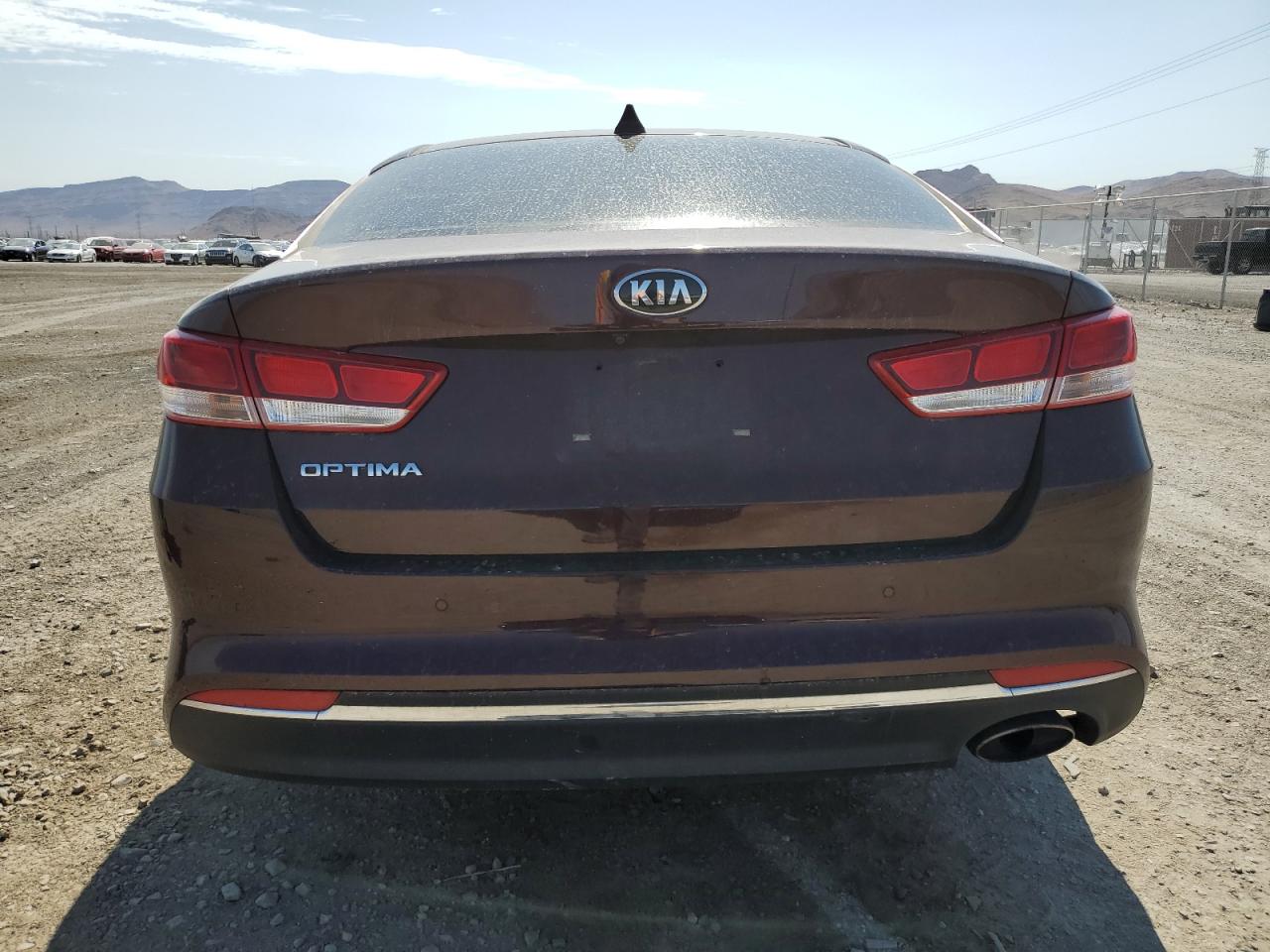 2018 Kia Optima Lx VIN: 5XXGT4L31JG267666 Lot: 63893564