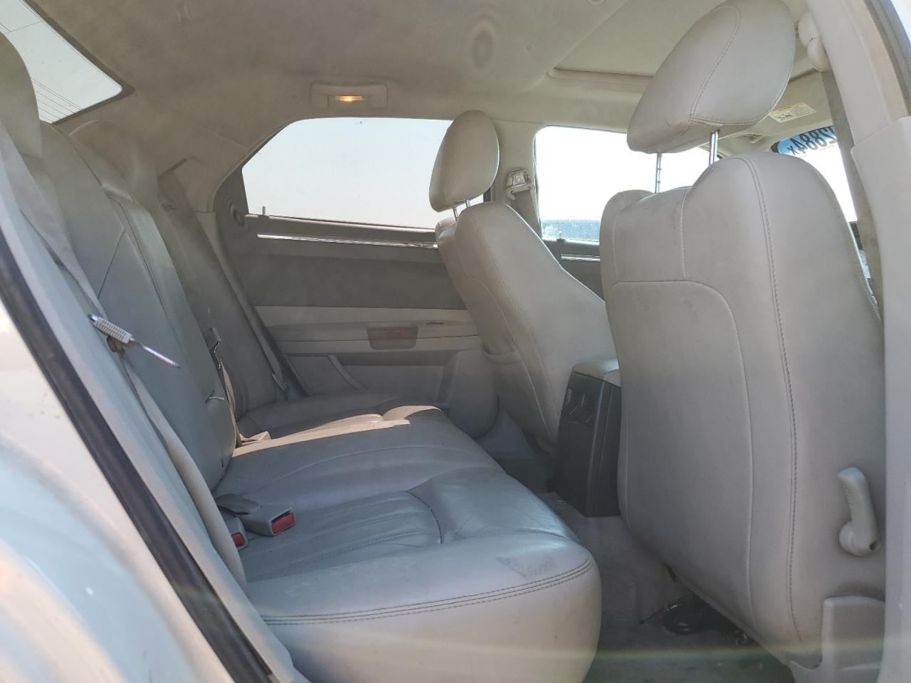 2006 Chrysler 300C VIN: 2C3KA63H86H192979 Lot: 63492884