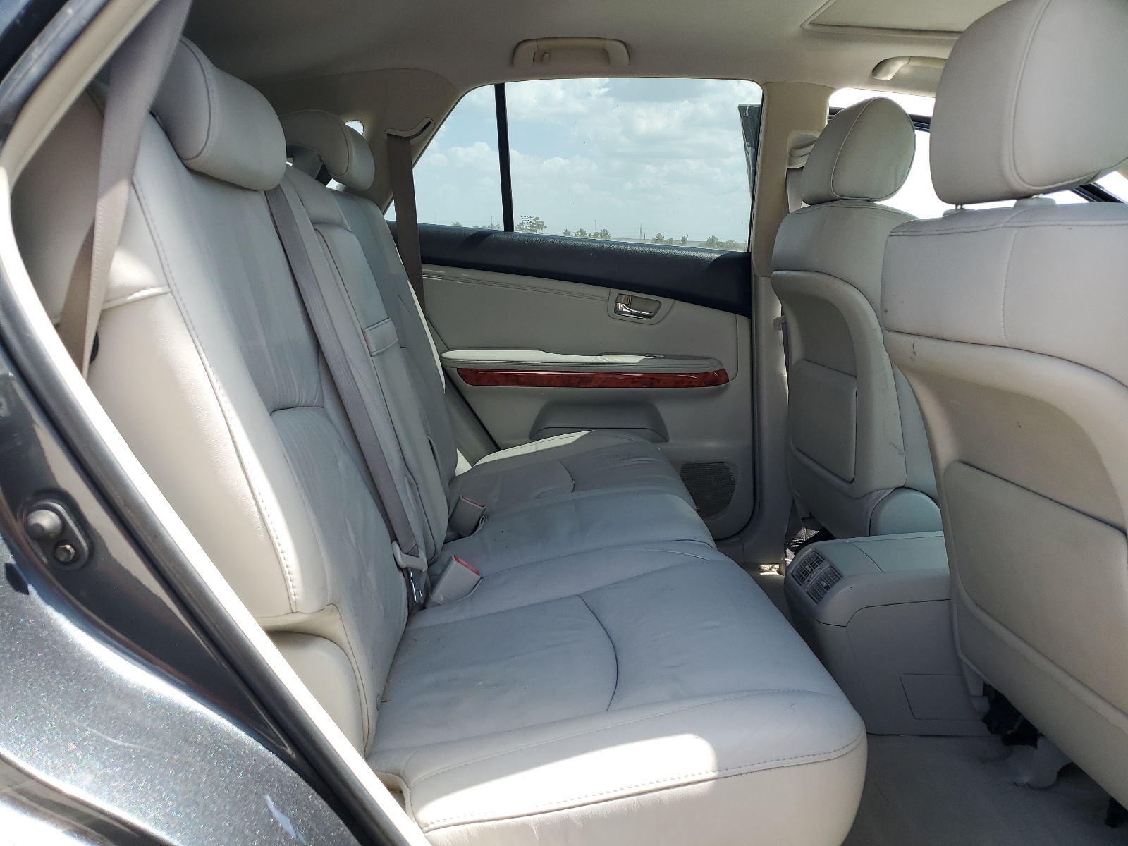 2T2GA31U35C042248 2005 Lexus Rx 330