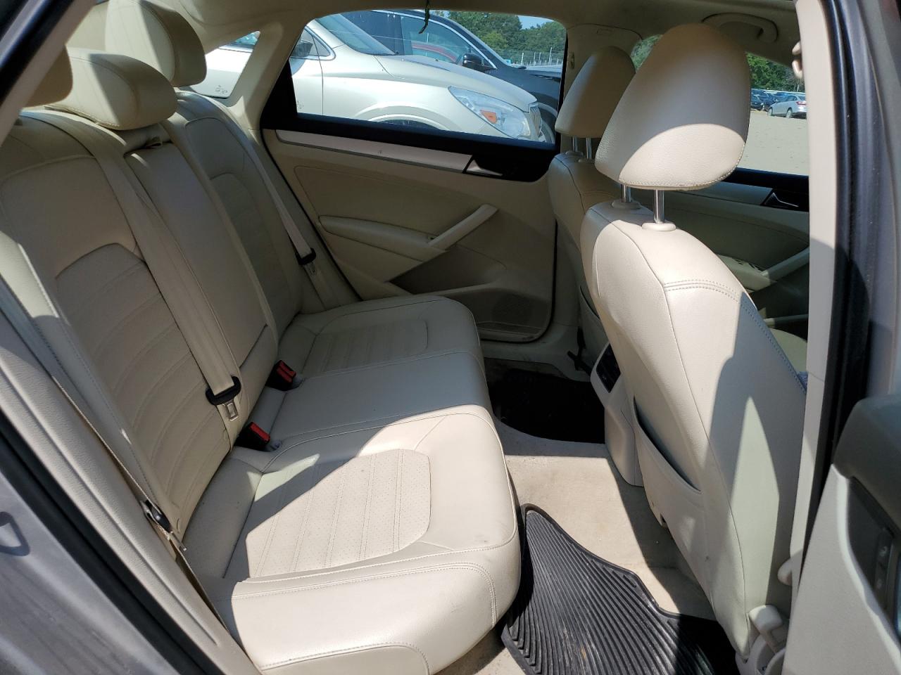 2013 Volkswagen Passat Se VIN: 1VWBM7A36DC027574 Lot: 64420544