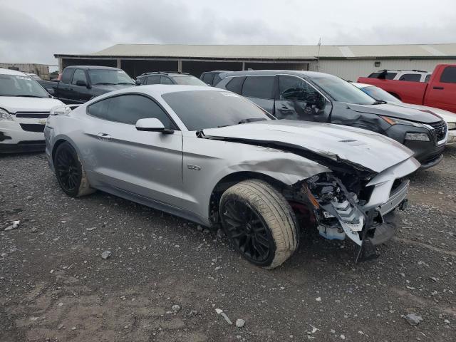  FORD MUSTANG 2018 Серебристый