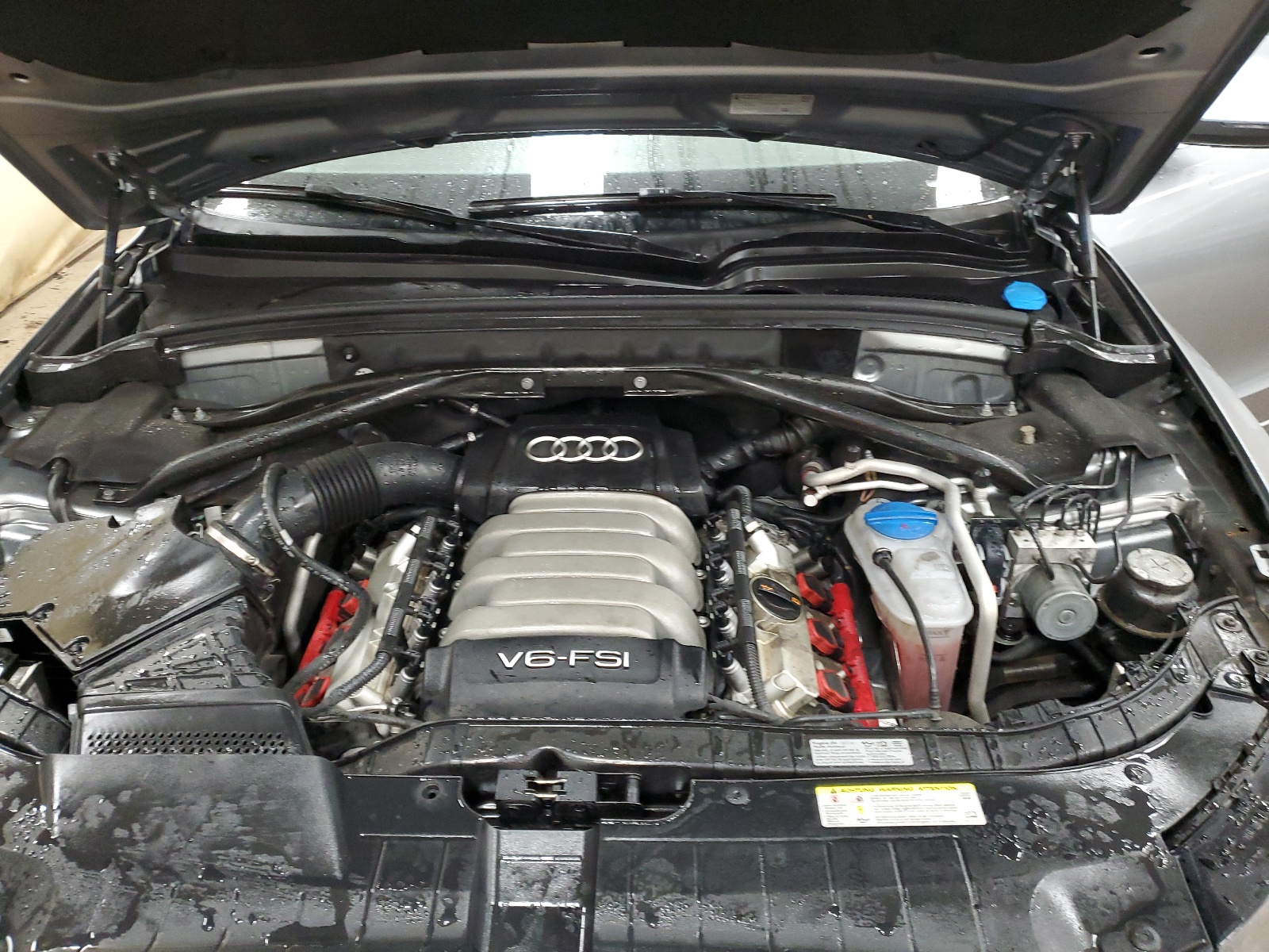 WA1DKAFP7BA020680 2011 Audi Q5 Premium Plus