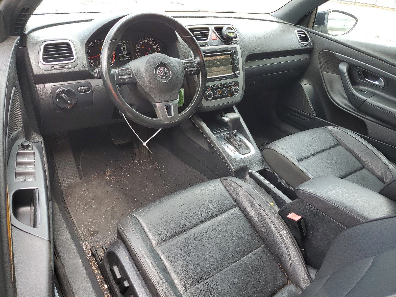 WVWBA7AH5AV016623 2010 Volkswagen Eos Turbo