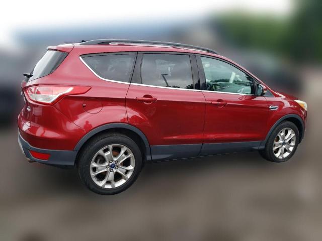 Паркетники FORD ESCAPE 2013 Красный