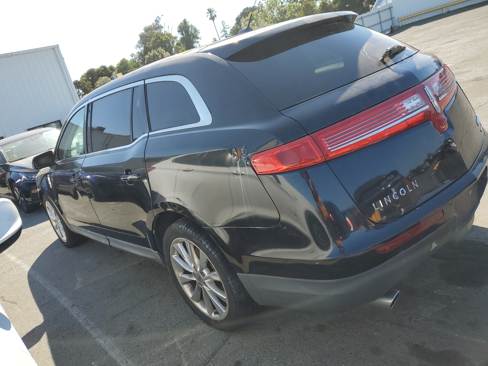 2012 Lincoln Mkt vin: 2LMHJ5AT3CBL52370