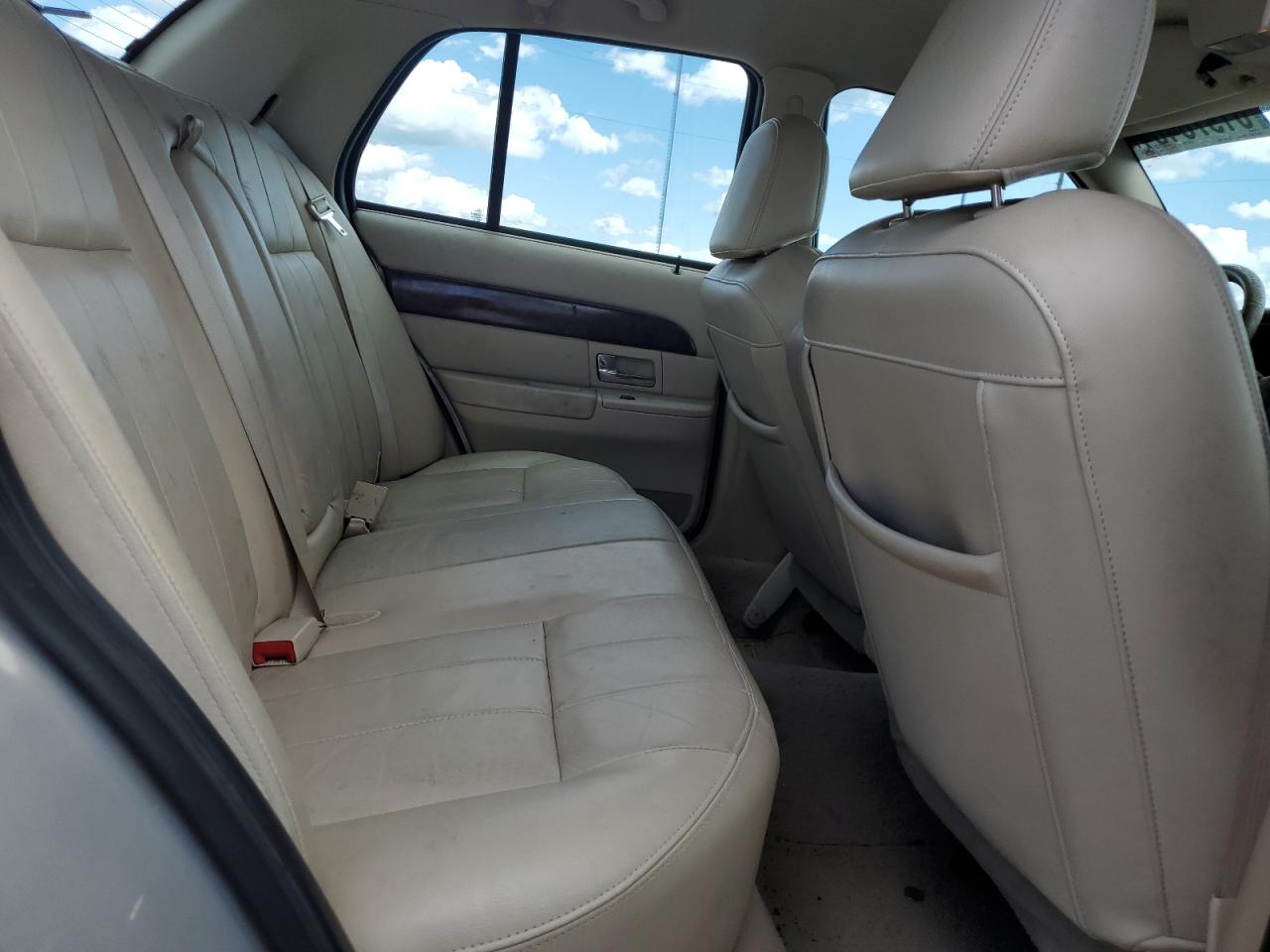 2007 Mercury Grand Marquis Ls VIN: 2MEFM75V17X614366 Lot: 61978404