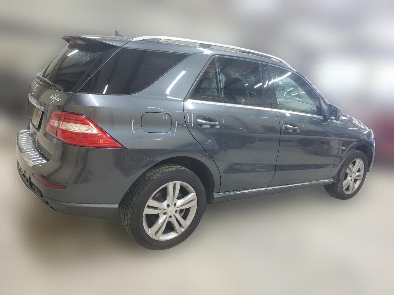 2012 Mercedes-Benz Ml 350 4Matic VIN: 4JGDA5HB3CA055893 Lot: 62248234