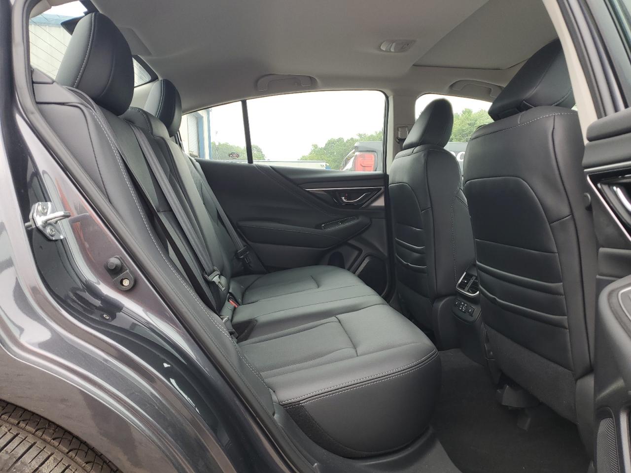 2024 Subaru Legacy Limited VIN: 4S3BWAN64R3017177 Lot: 64009144