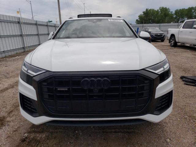  AUDI Q8 2021 Білий