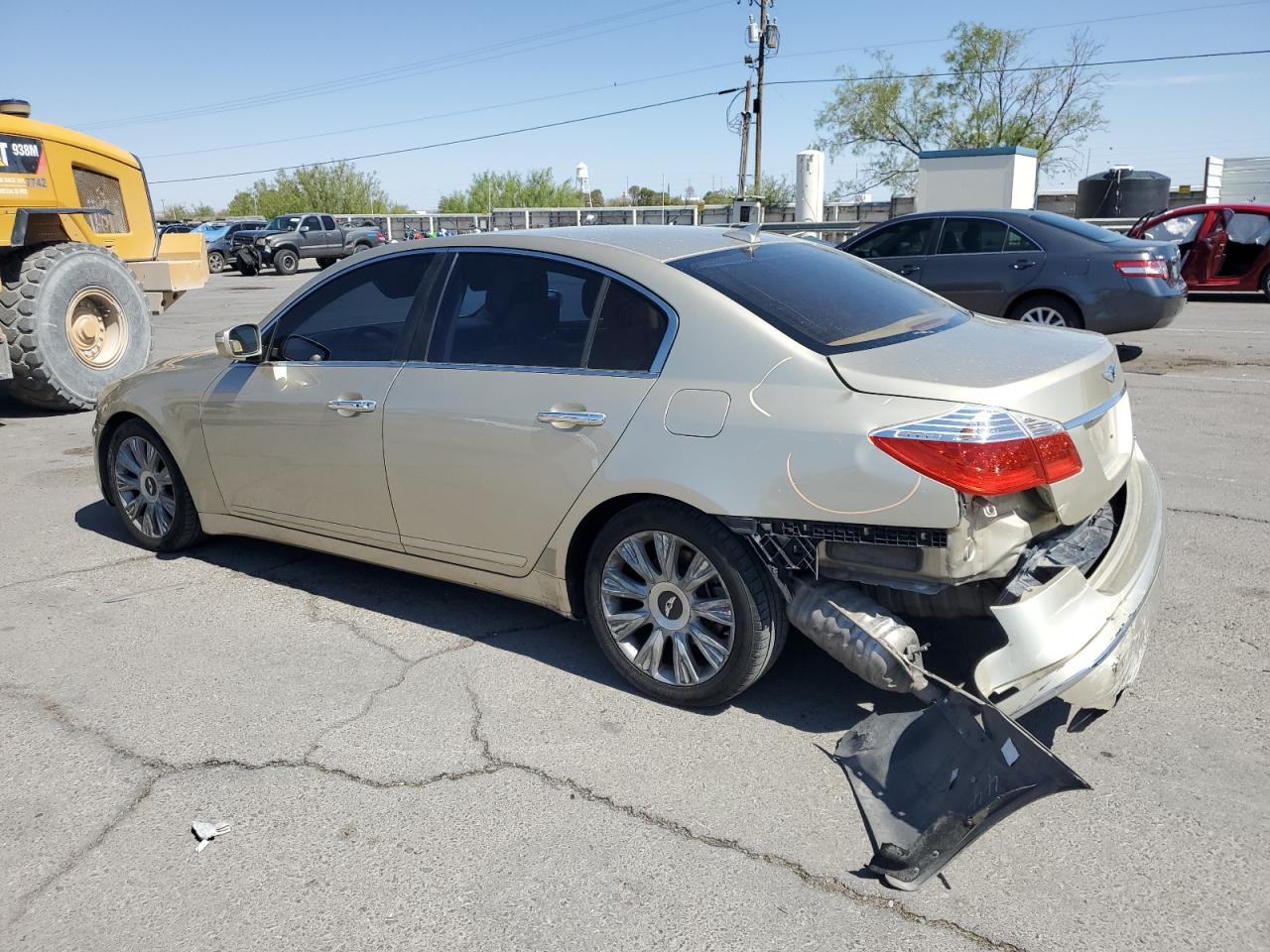 2009 Hyundai Genesis 3.8L VIN: KMHGC46E19U024910 Lot: 62912854