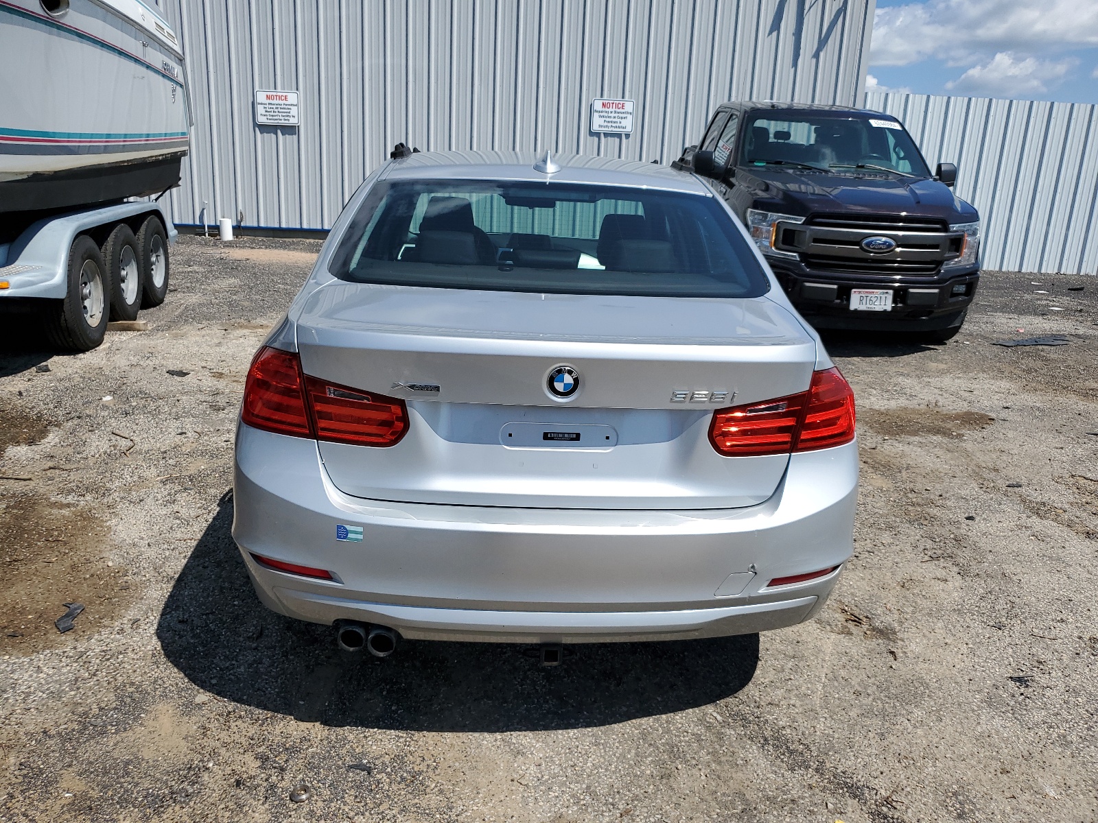 2013 BMW 328 Xi Sulev vin: WBA3B5C58DF593537