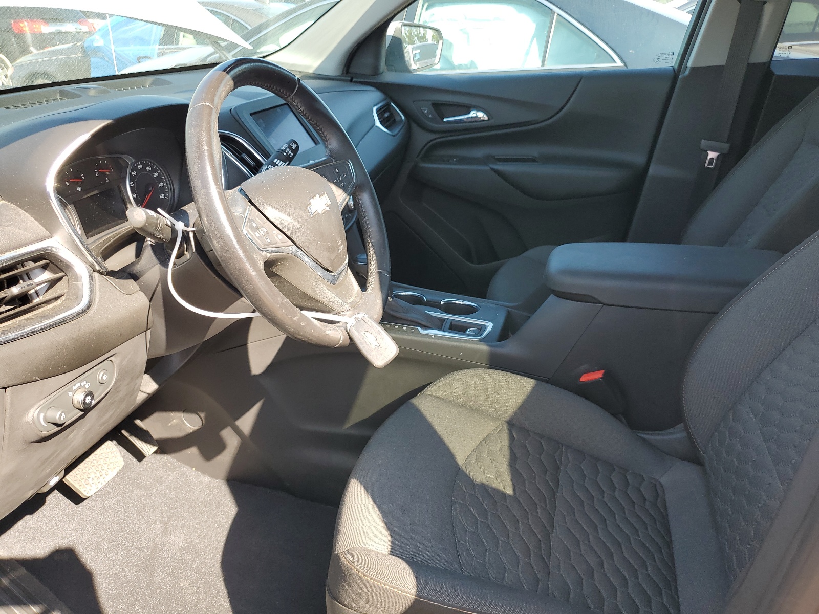 3GNAXUEV3LS564998 2020 Chevrolet Equinox Lt