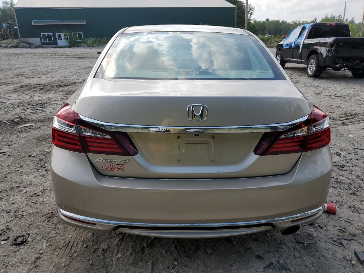 1HGCR2F3XHA086554 2017 Honda Accord Lx