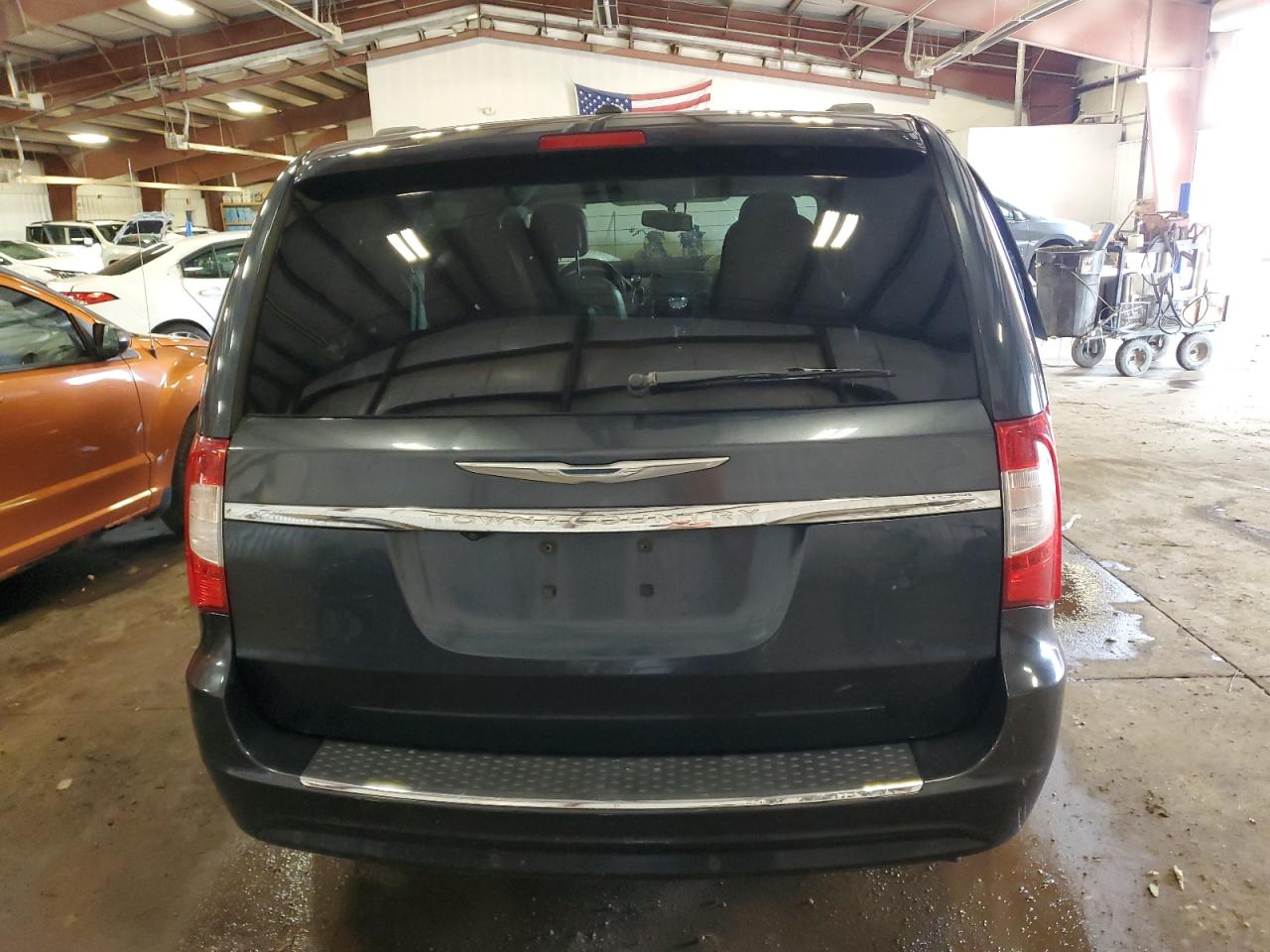 2014 Chrysler Town & Country Touring L VIN: 2C4RC1CG8ER426190 Lot: 62287984