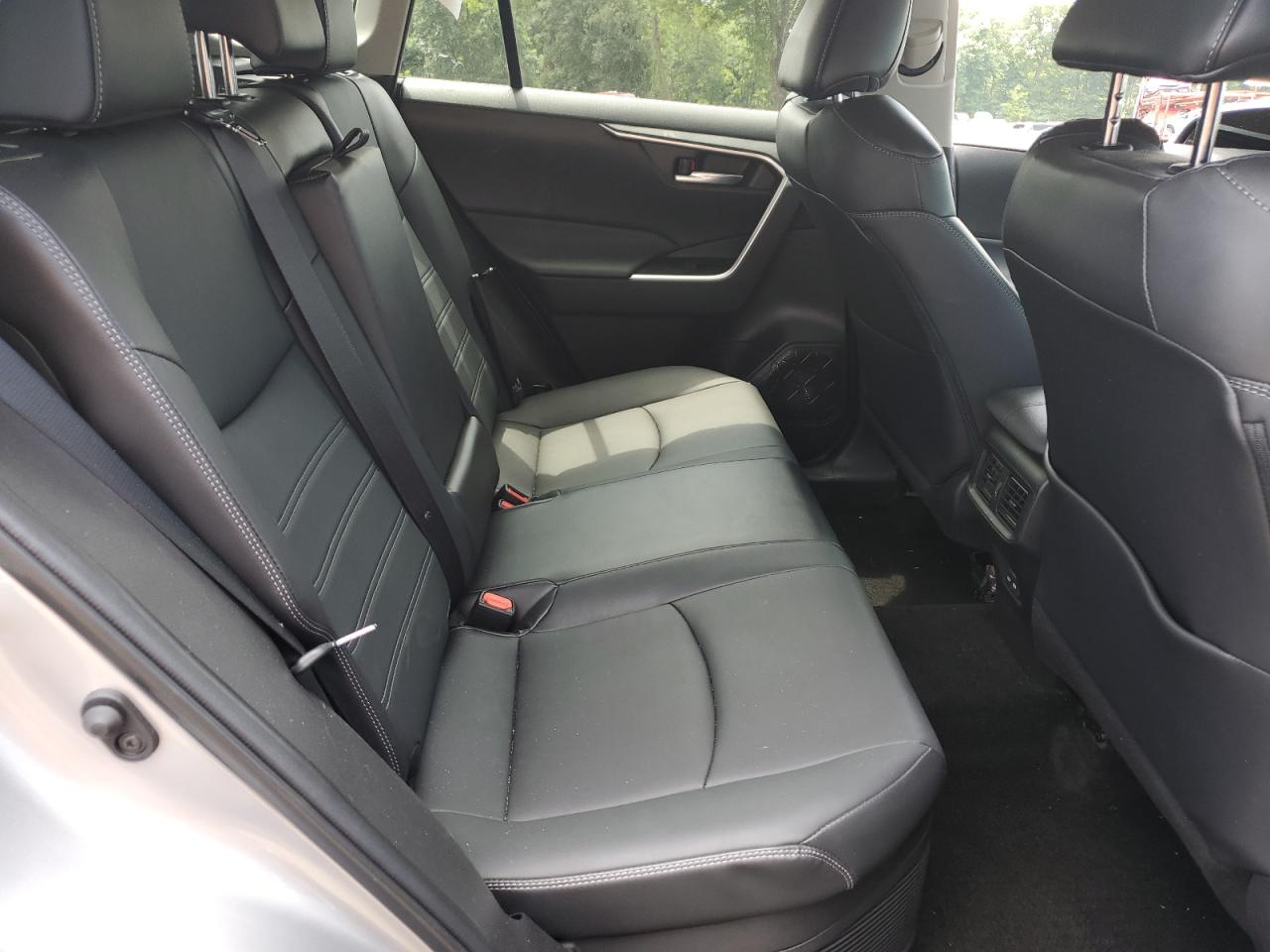 2022 Toyota Rav4 Xle Premium VIN: 4T3B6RFV2NU104426 Lot: 63430774