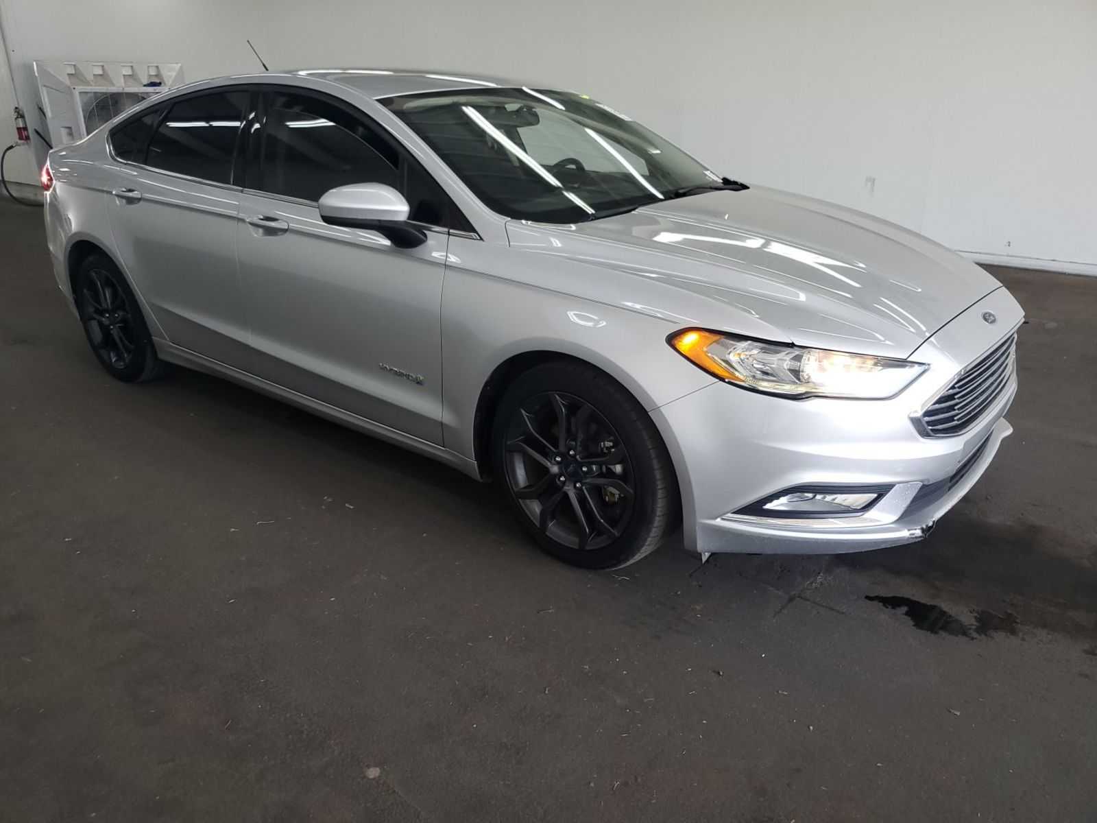 2018 Ford Fusion Se Hybrid vin: 3FA6P0LUXJR158891