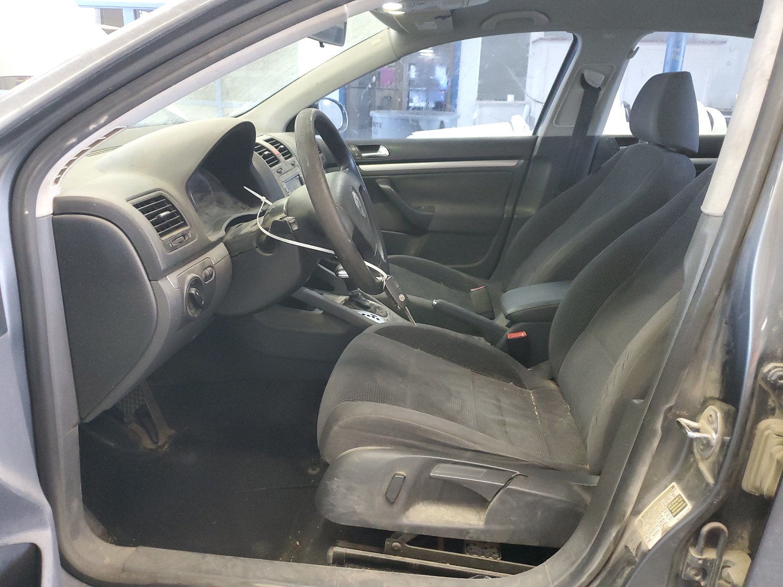 3VWJZ71K99M155558 2009 Volkswagen Jetta S