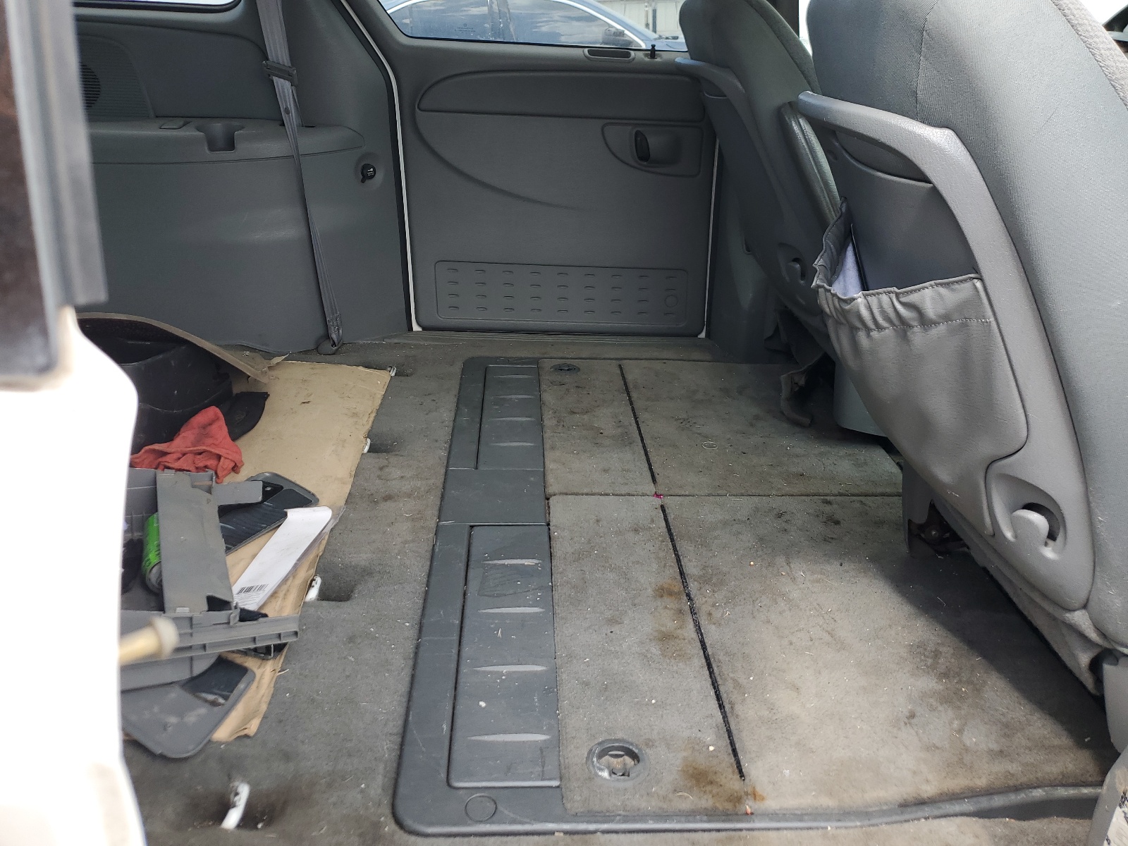 2C4GP44R85R386383 2005 Chrysler Town & Country Lx