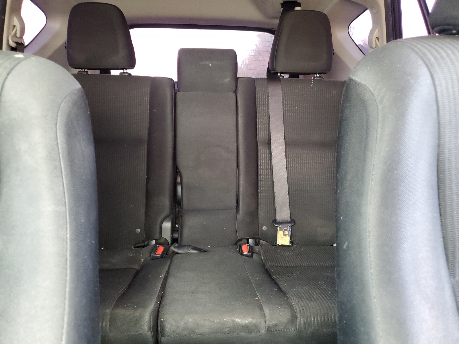 JTMZFREV9HJ106810 2017 Toyota Rav4 Le